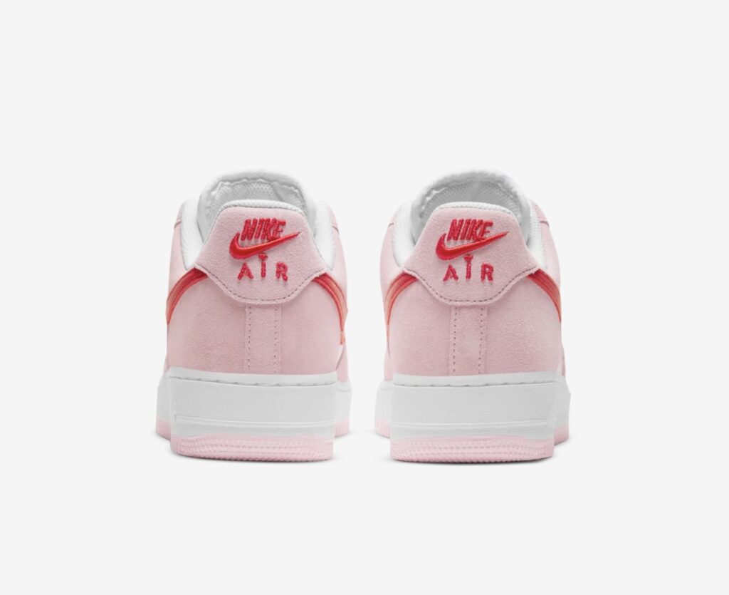 AIR FORCE 1 07 QS VALENTINES DAY