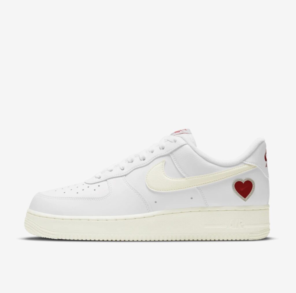 Nike Air Force 1 "Valentine's Day"