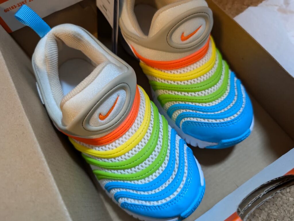 NIKEキッズランニングシューズ