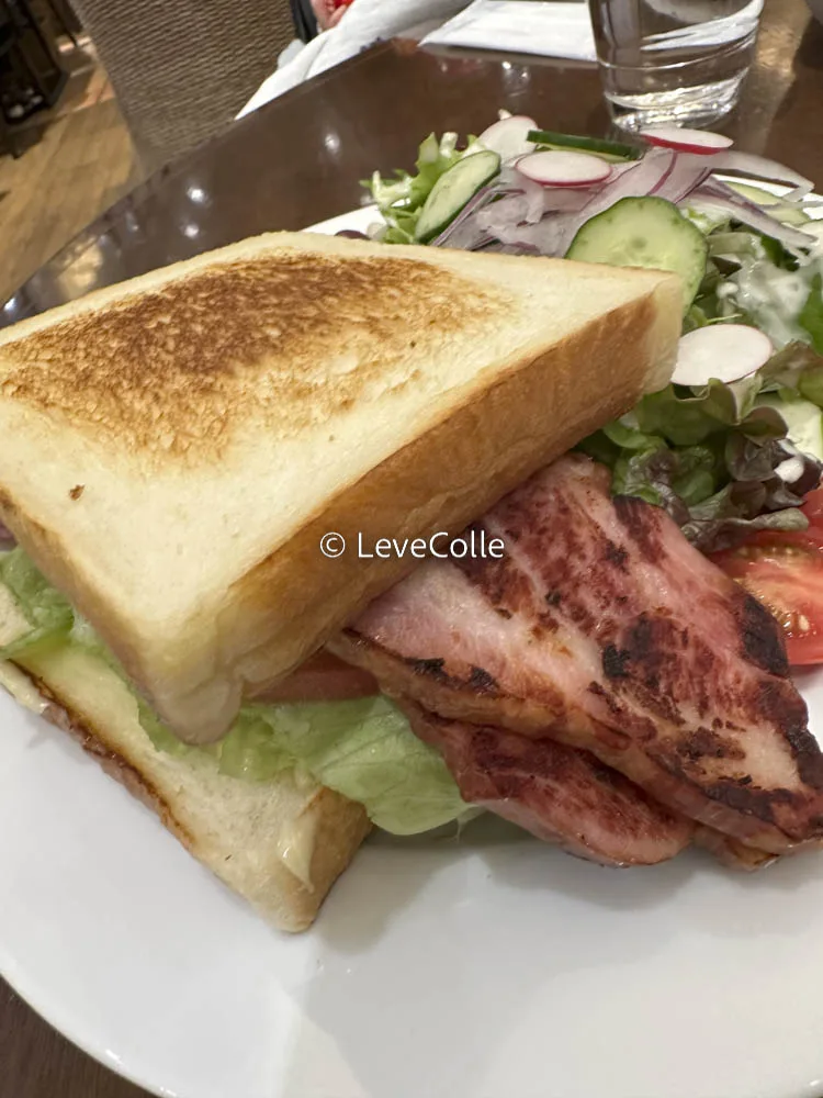 ハーブスケーキ美味しくない?