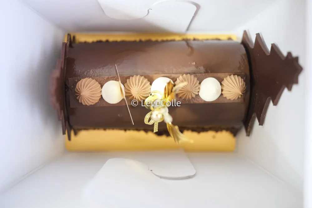 ファウンドリークリスマスケーキ2023