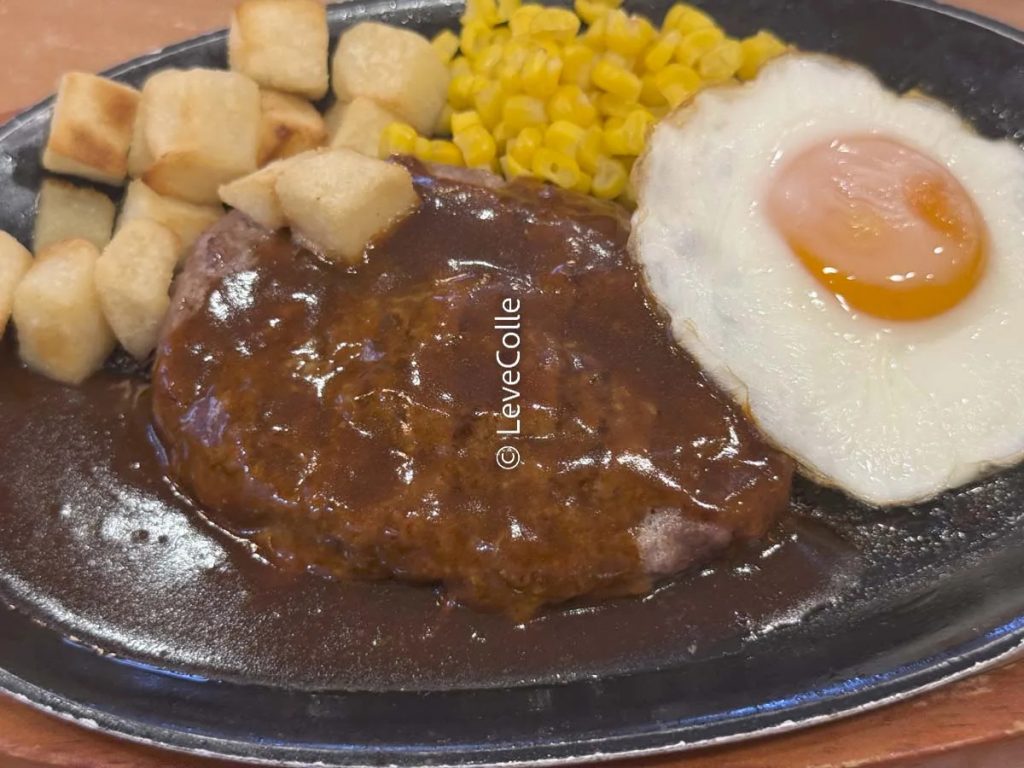 サイゼリアハンバーグステーキ