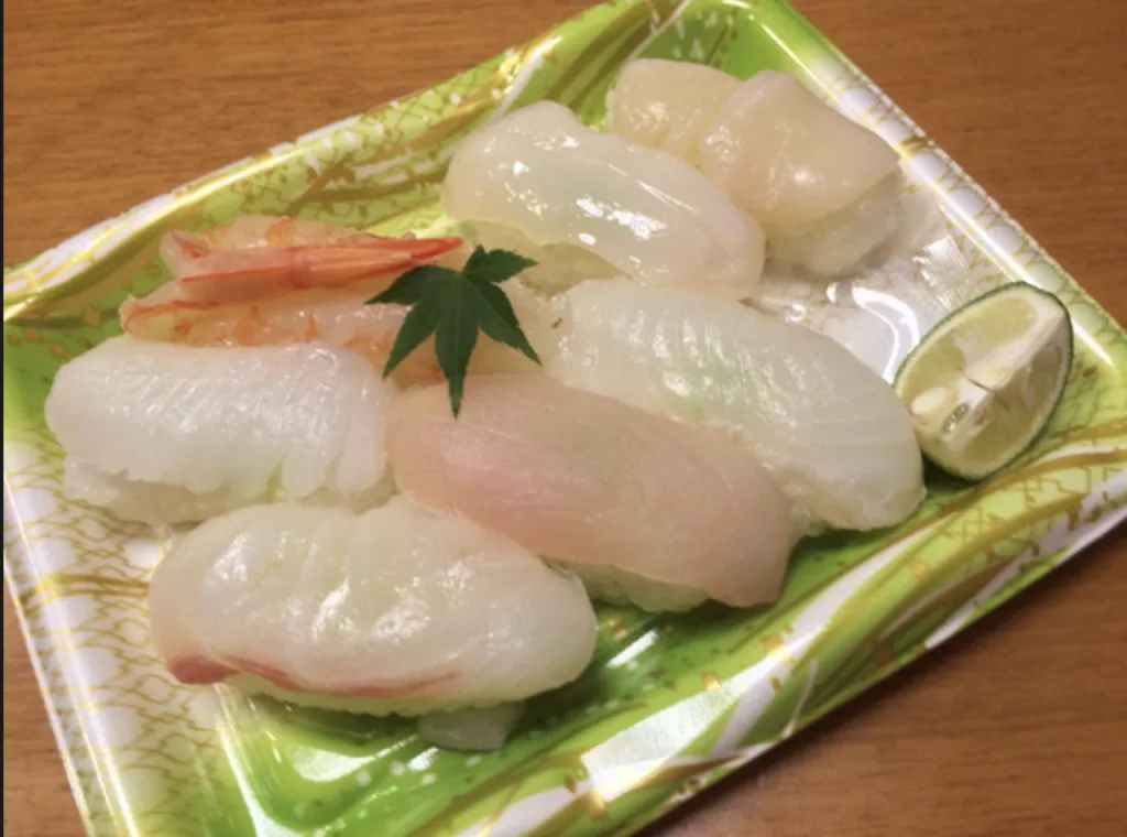 東京駅駅弁。築地竹若「塩にぎり」