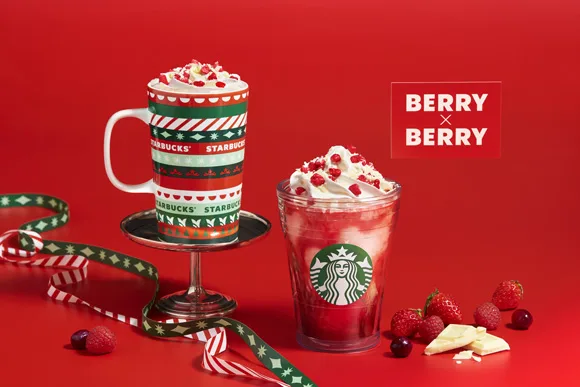 スタバクリスマスフラペチーノ2020