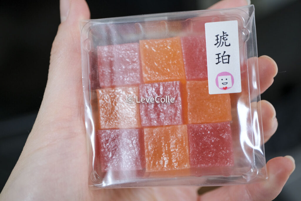 琥珀糖どこのスーパーコンビニに売ってる?