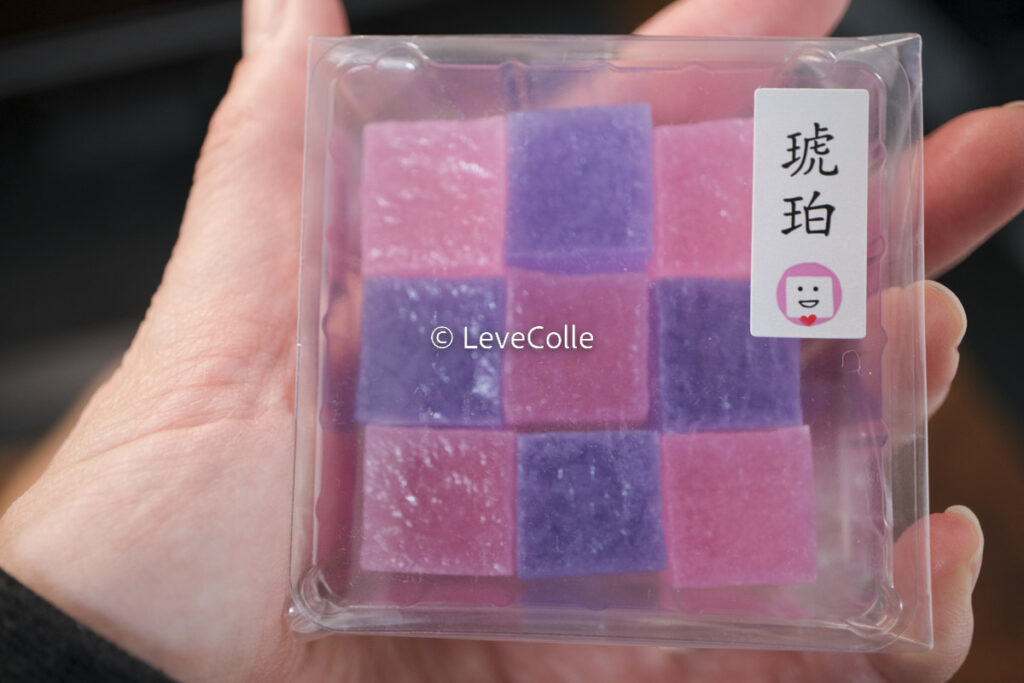 琥珀糖どこのスーパーコンビニに売ってる?