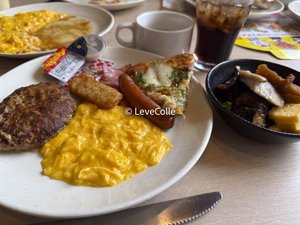 ガスト朝食バイキング目白