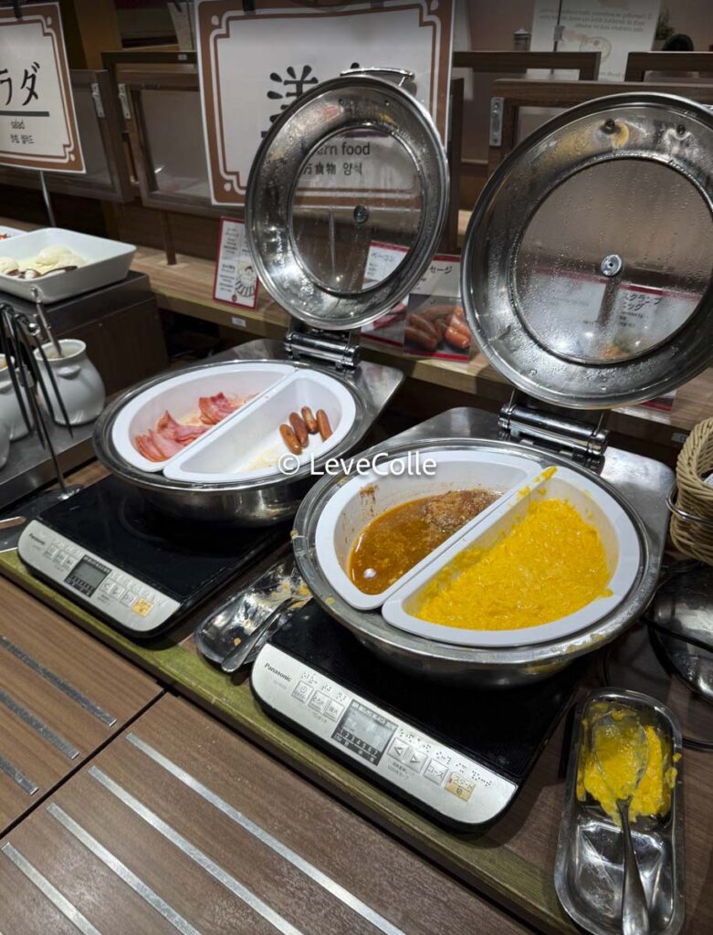 ガスト朝食バイキング目白