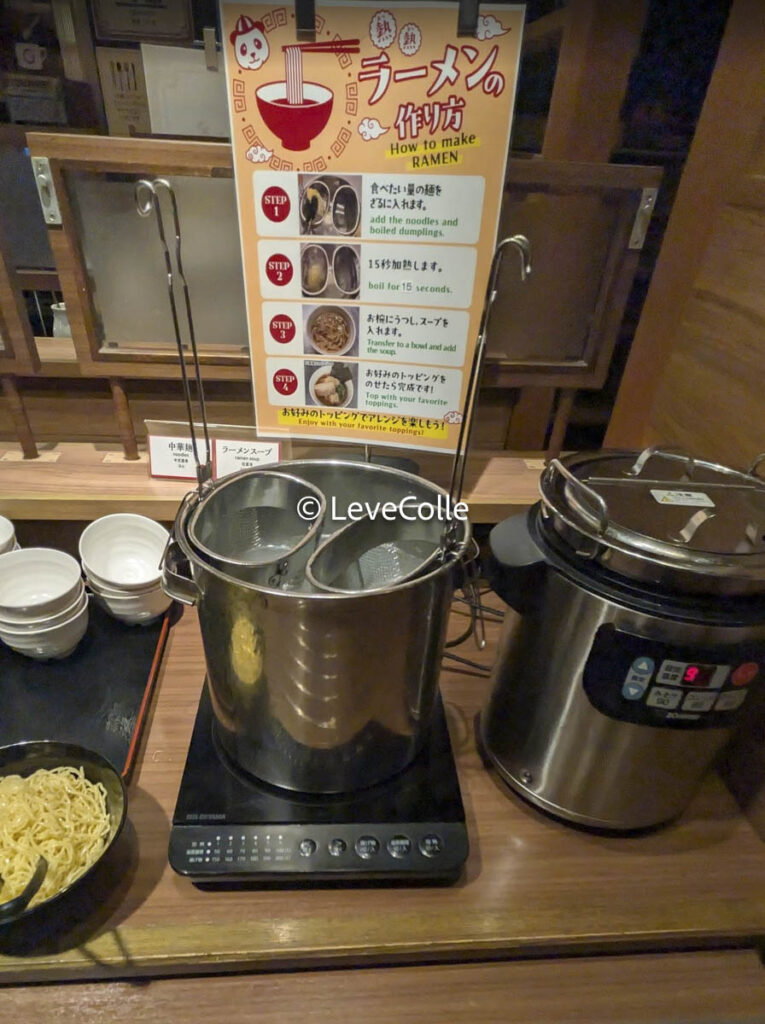 ガスト朝食バイキング目白