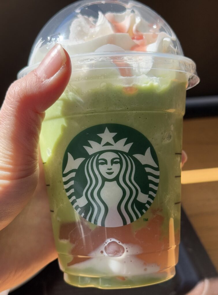 スタバ新作フラペチーノ