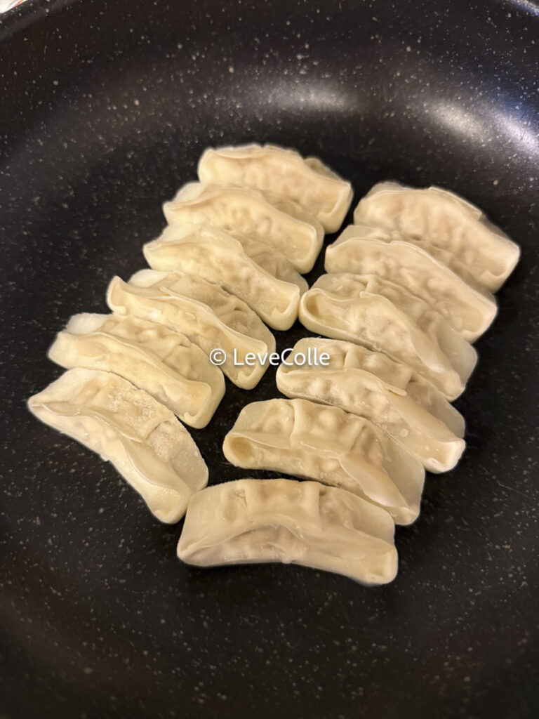 しょうがギョーザ