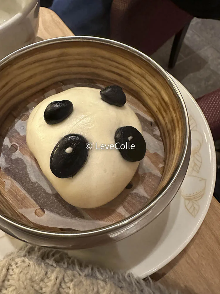 桃菜すかいらーくパンダまん