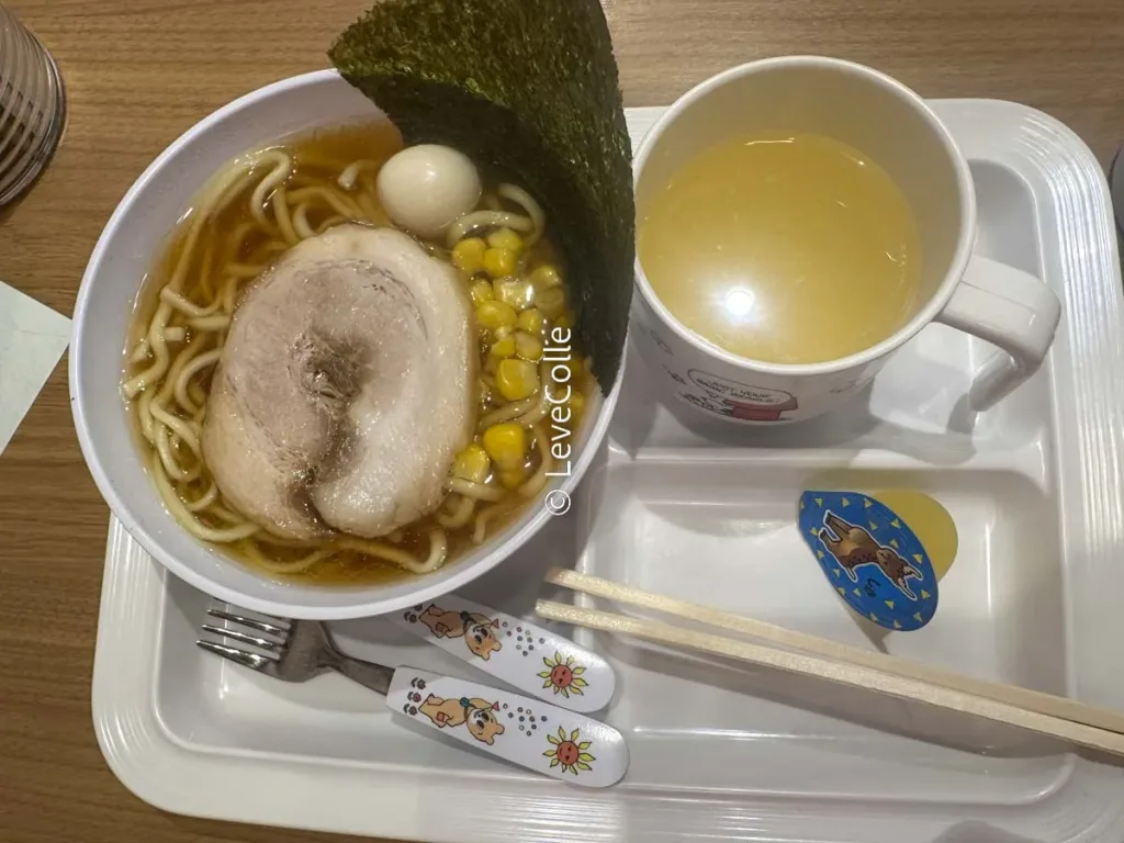 町田商店はおもちゃ付きメニューも充実