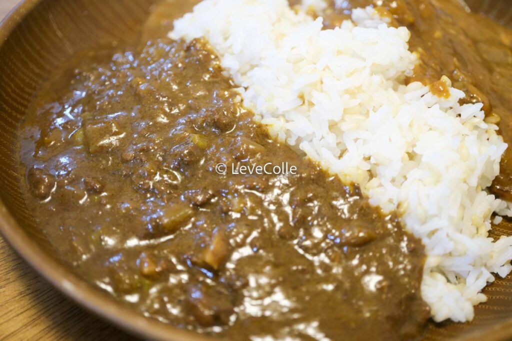 噂の名店 珊瑚礁 湘南ドライカレーお店の中辛(エスビー食品)